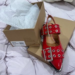 Steve Madden graya red patent flats NEW